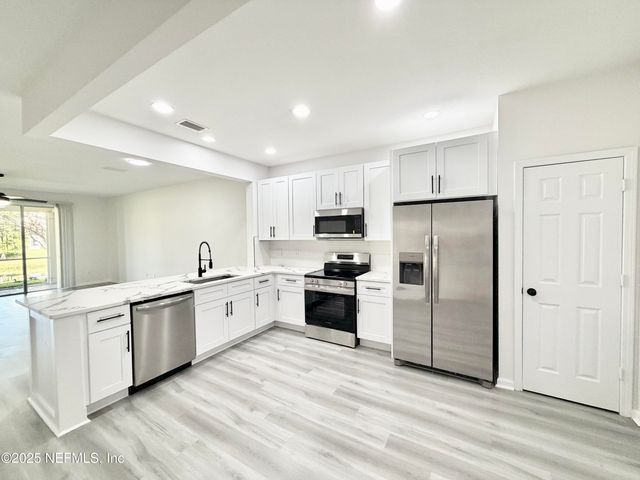 13424 ENGLISH PEAK Court, Jacksonville, FL 32258
