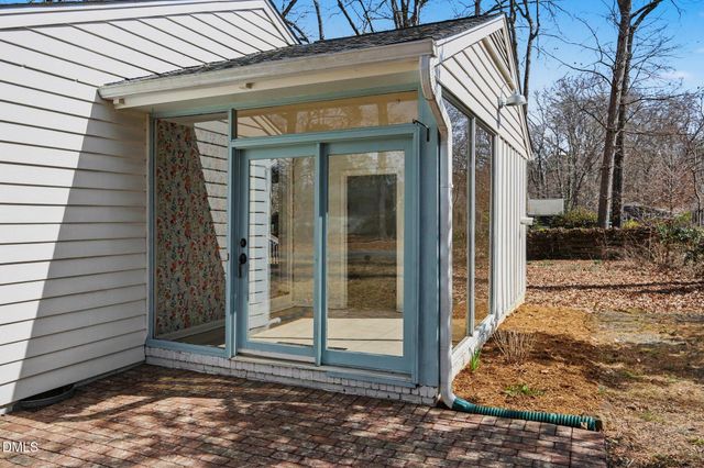 407 Hickory Drive, Chapel Hill, NC 27517