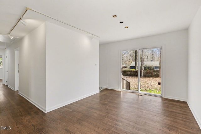 407 Hickory Drive, Chapel Hill, NC 27517