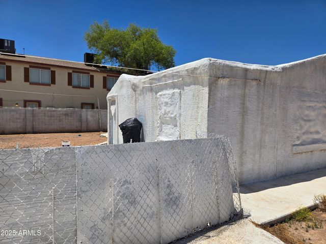 2202 N 26TH Place, Phoenix, AZ 85008