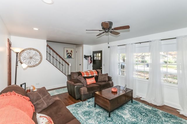 520 N Lyle Avenue, Elgin, IL 60123