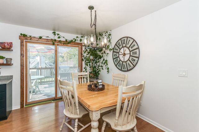 520 N Lyle Avenue, Elgin, IL 60123