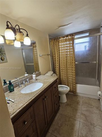 1670 NE 191st St 109-3, Miami, FL 33179