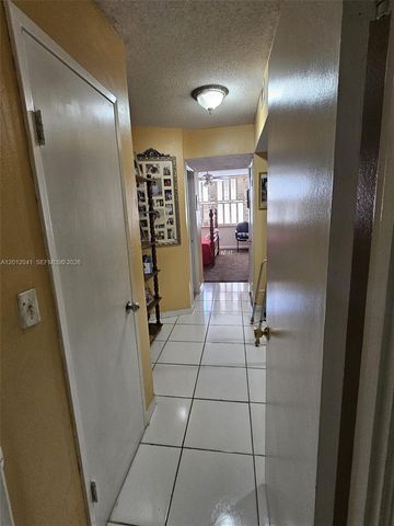 1670 NE 191st St 109-3, Miami, FL 33179