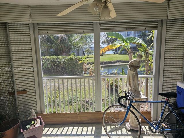 1670 NE 191st St 109-3, Miami, FL 33179