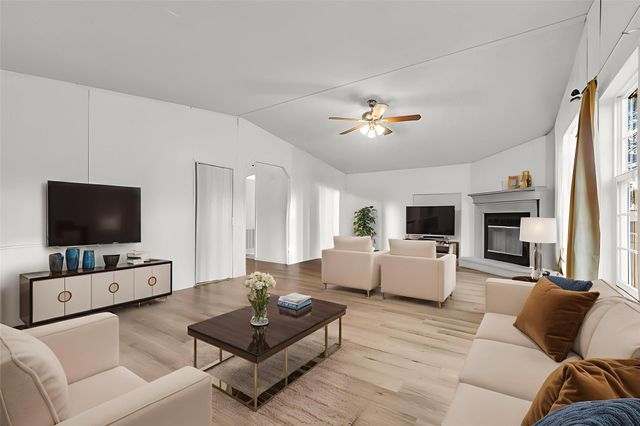 16352 Crockett Crossing, Conroe, TX 77303