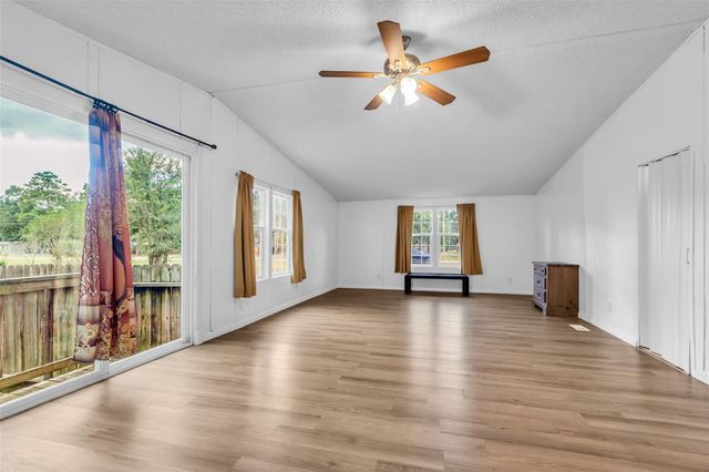 16352 Crockett Crossing, Conroe, TX 77303