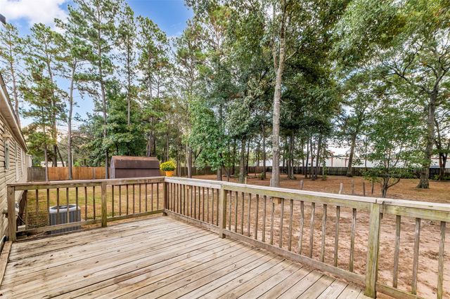 16352 Crockett Crossing, Conroe, TX 77303