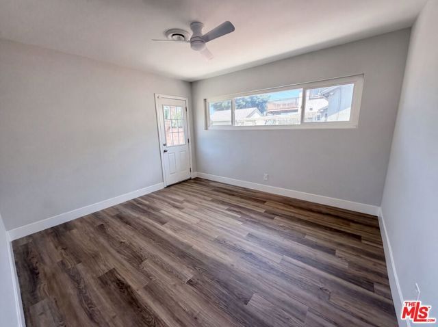8015 Aldea Avenue, Los Angeles, CA 91406