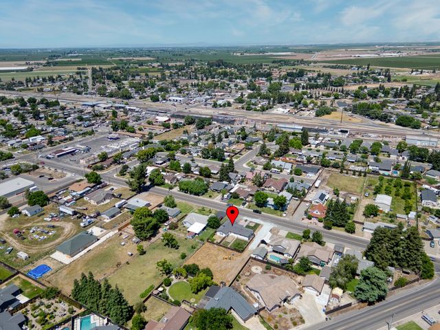 3333 Fresno Ave, Denair, CA 95316