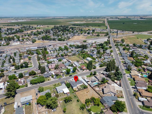 3333 Fresno Ave, Denair, CA 95316