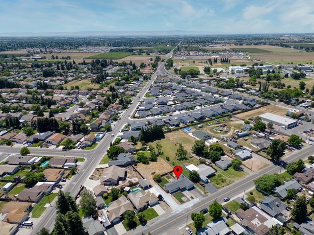 3333 Fresno Ave, Denair, CA 95316