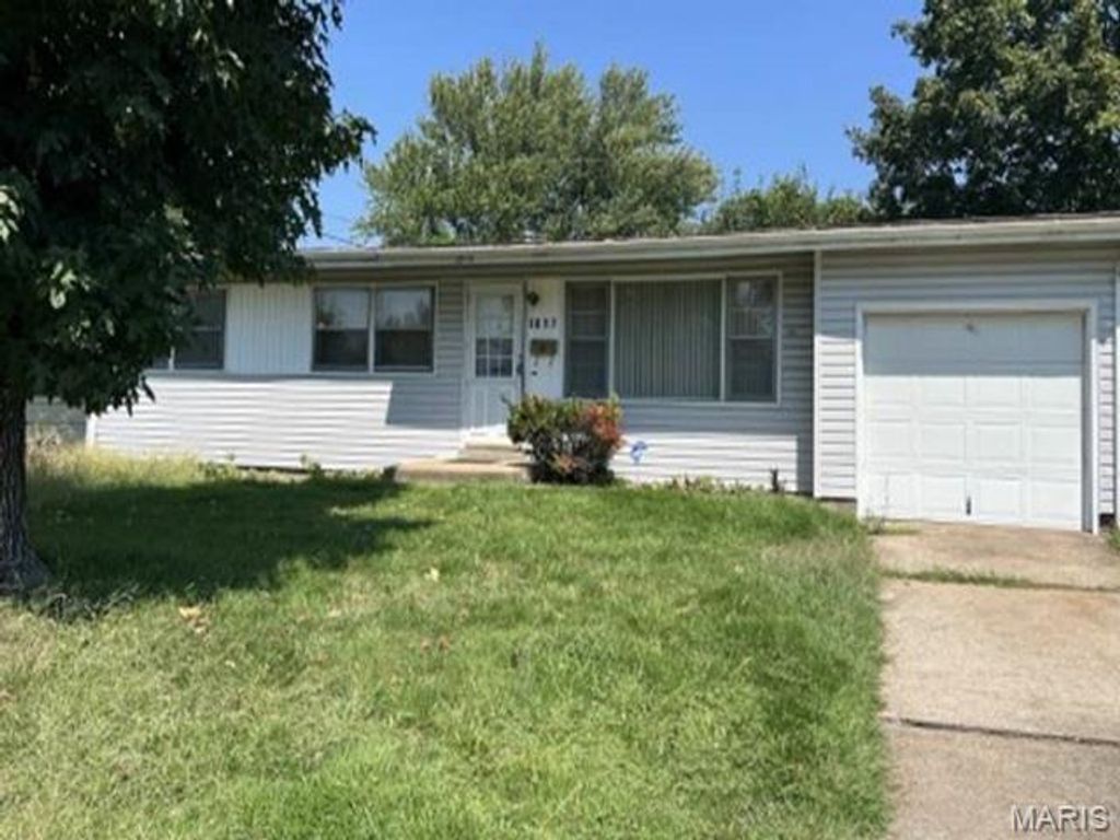 3017 Glade Avenue, St Louis, MO 63136