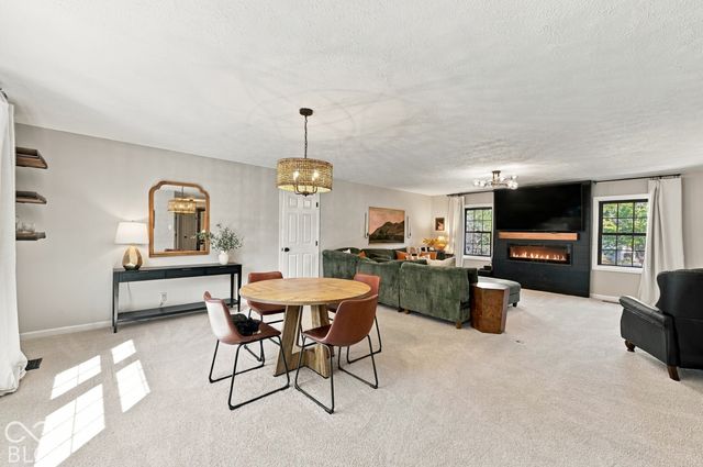599 Mill Farm Road, Noblesville, IN 46062