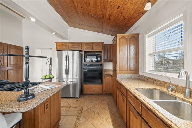 8703 ROSEMARK RD, Millington, TN 38053