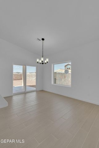 5652 DESERT CALICO Avenue, El Paso, TX 79934