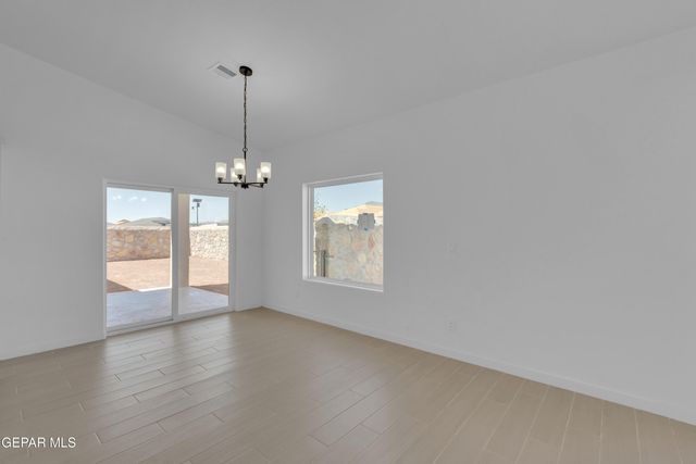 5652 DESERT CALICO Avenue, El Paso, TX 79934