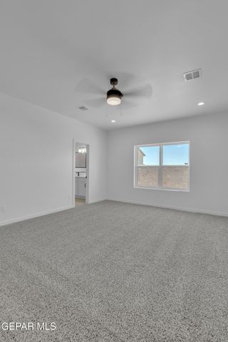 5652 DESERT CALICO Avenue, El Paso, TX 79934