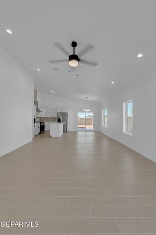 5652 DESERT CALICO Avenue, El Paso, TX 79934