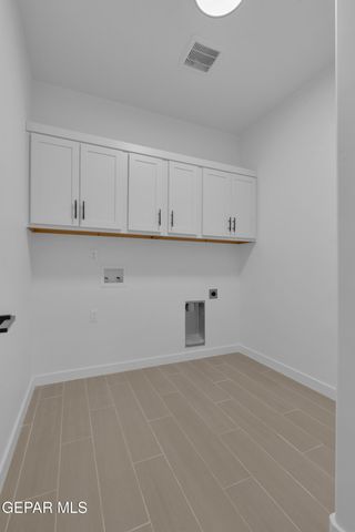 5652 DESERT CALICO Avenue, El Paso, TX 79934