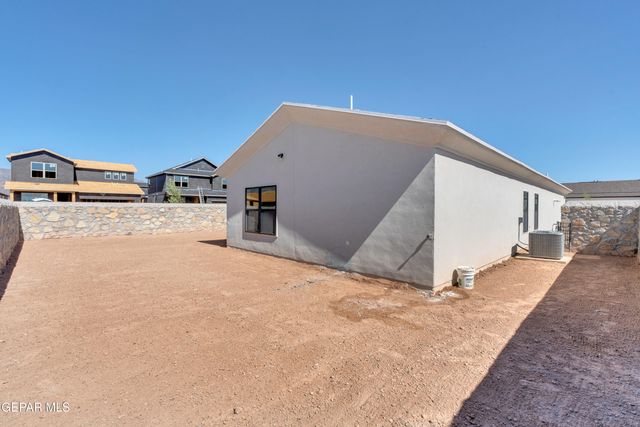 5652 DESERT CALICO Avenue, El Paso, TX 79934