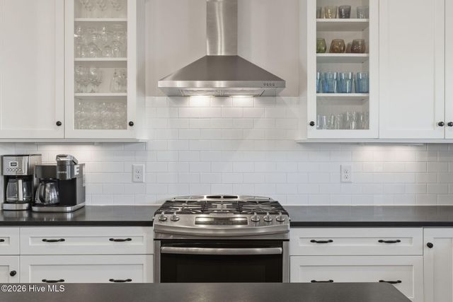 595 Ocean Boulevard W, Supply, NC 28462