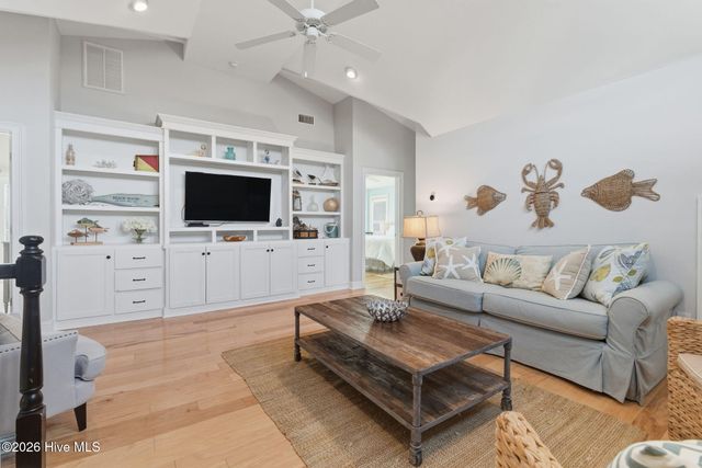 595 Ocean Boulevard W, Supply, NC 28462