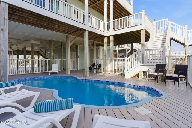 595 Ocean Boulevard W, Supply, NC 28462