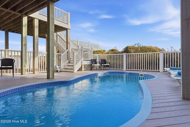 595 Ocean Boulevard W, Supply, NC 28462