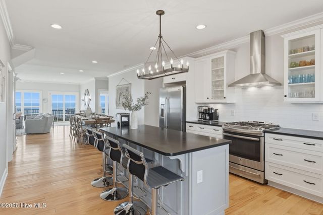 595 Ocean Boulevard W, Supply, NC 28462