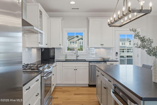 595 Ocean Boulevard W, Supply, NC 28462