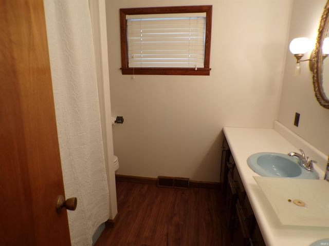 207 Church Street, Loogootee, IN 47553
