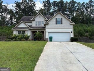 213 Creek View Place, Canton, GA 30114