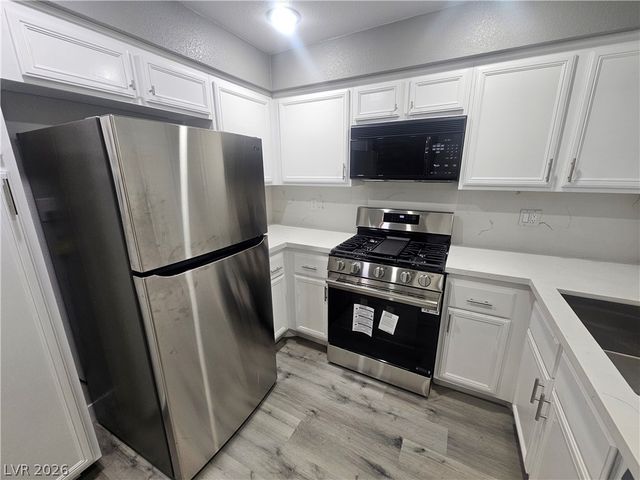 5155 West Tropicana Avenue 1098, Las Vegas, NV 89103