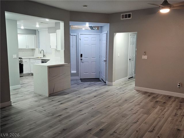 5155 West Tropicana Avenue 1098, Las Vegas, NV 89103