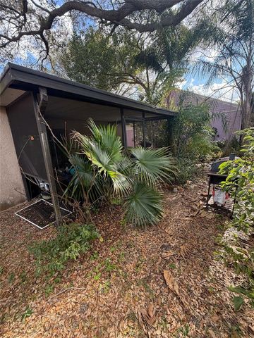 1634 CROSSRIDGE DRIVE, Brandon, FL 33510