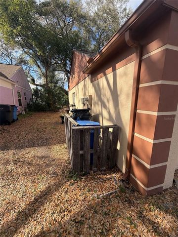 1634 CROSSRIDGE DRIVE, Brandon, FL 33510