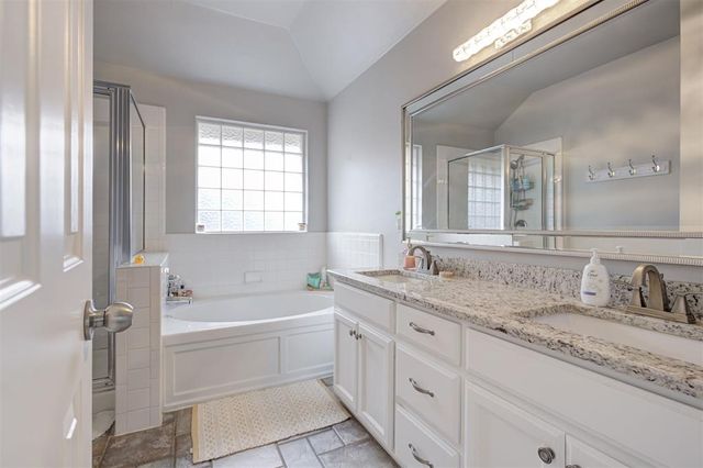 1925 NW 174th Street, Edmond, OK 73012