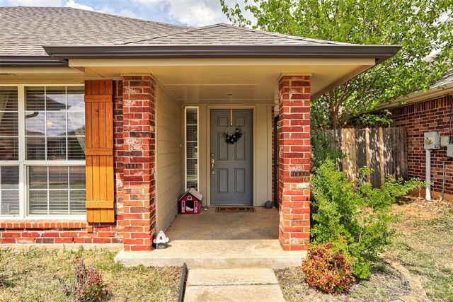 1925 NW 174th Street, Edmond, OK 73012