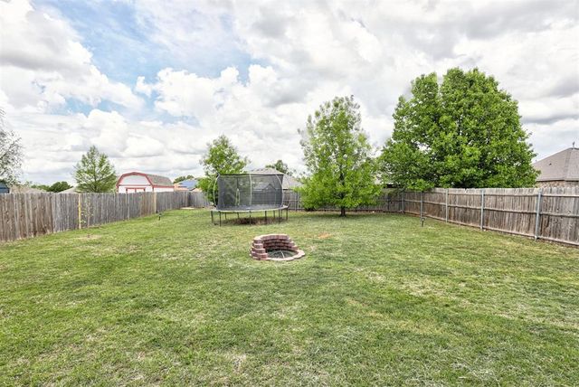 1925 NW 174th Street, Edmond, OK 73012
