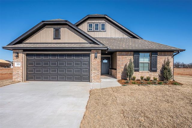 1924 Long Cove Avenue, Yukon, OK 73099