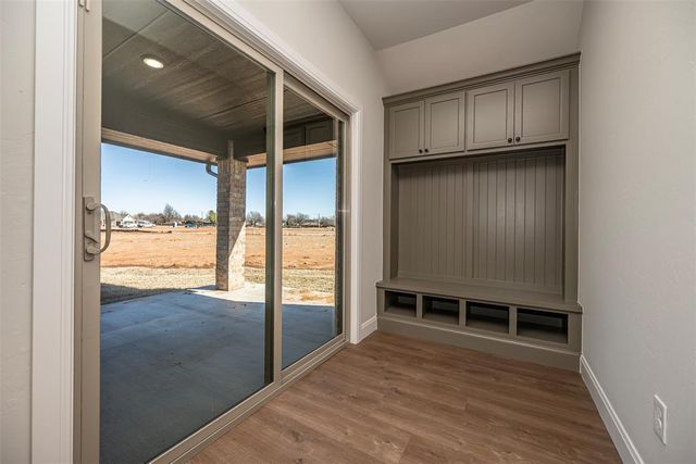 1924 Long Cove Avenue, Yukon, OK 73099