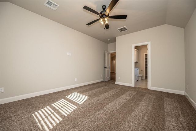 1924 Long Cove Avenue, Yukon, OK 73099