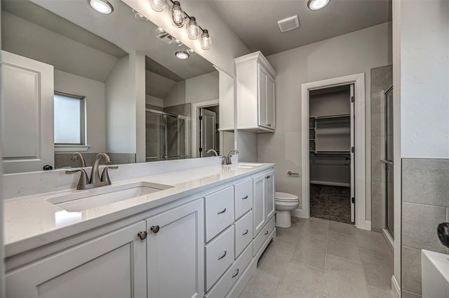 1924 Long Cove Avenue, Yukon, OK 73099