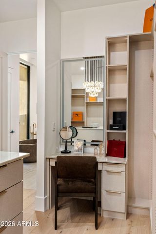 6037 N 21ST Place, Phoenix, AZ 85016