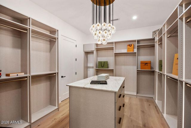 6037 N 21ST Place, Phoenix, AZ 85016