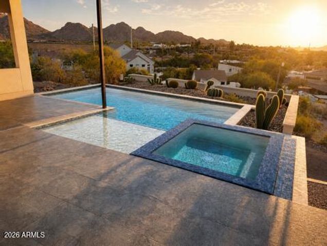 6037 N 21ST Place, Phoenix, AZ 85016