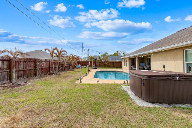 4633 SW Junietta Ter, Port St. Lucie, Port St Lucie, FL 34953