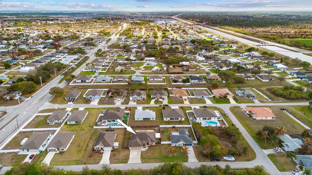 4633 SW Junietta Ter, Port St. Lucie, Port St Lucie, FL 34953