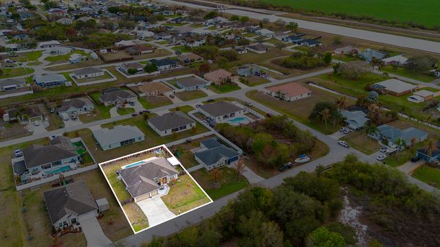 4633 SW Junietta Ter, Port St. Lucie, Port St Lucie, FL 34953